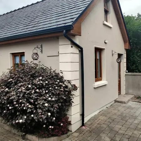 Luxury 'cois Abhainn' Self Catering * Foxford