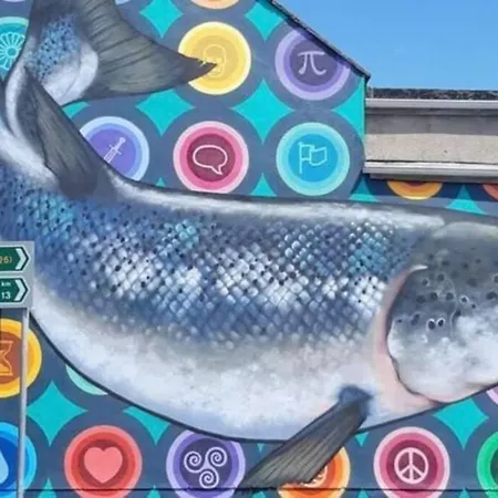 Lägenhet Luxury 'cois Abhainn' Self Catering