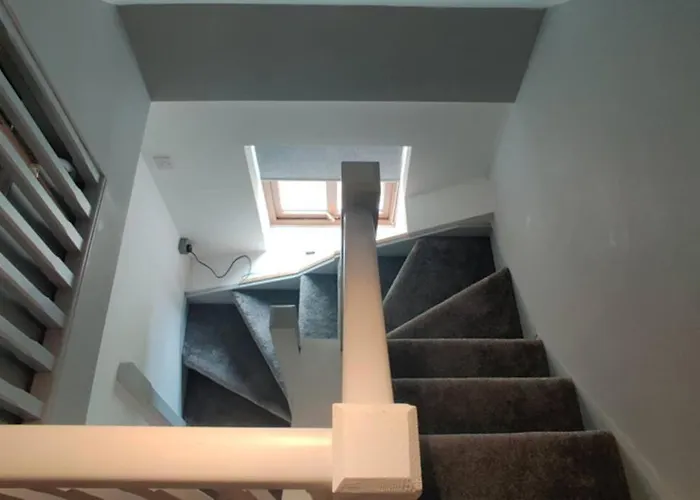 Luxury 'cois Abhainn' Self Catering Apartment *