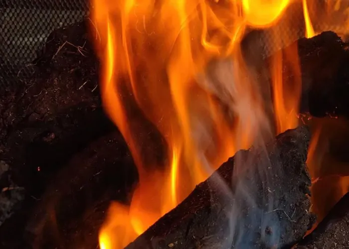 Luxury 'cois Abhainn' Self Catering